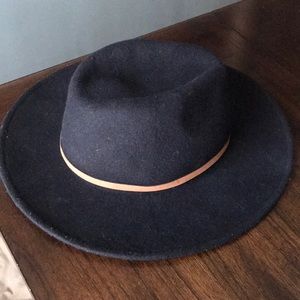 RVCA black fedora